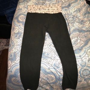 Victoria Secret PINK Yoga Leggings😍